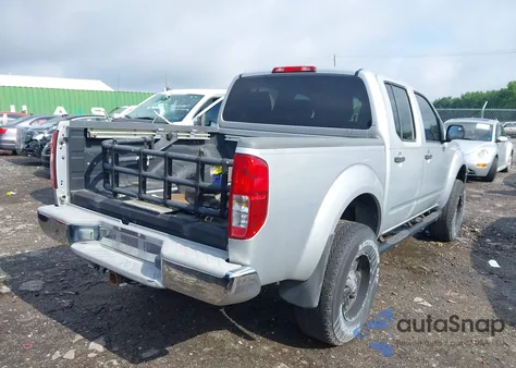 2006 Nissan Frontier Crew Cab Le/Se/Off Road z USA, uszkodzony, nr VIN 1N6AD07W86C456173